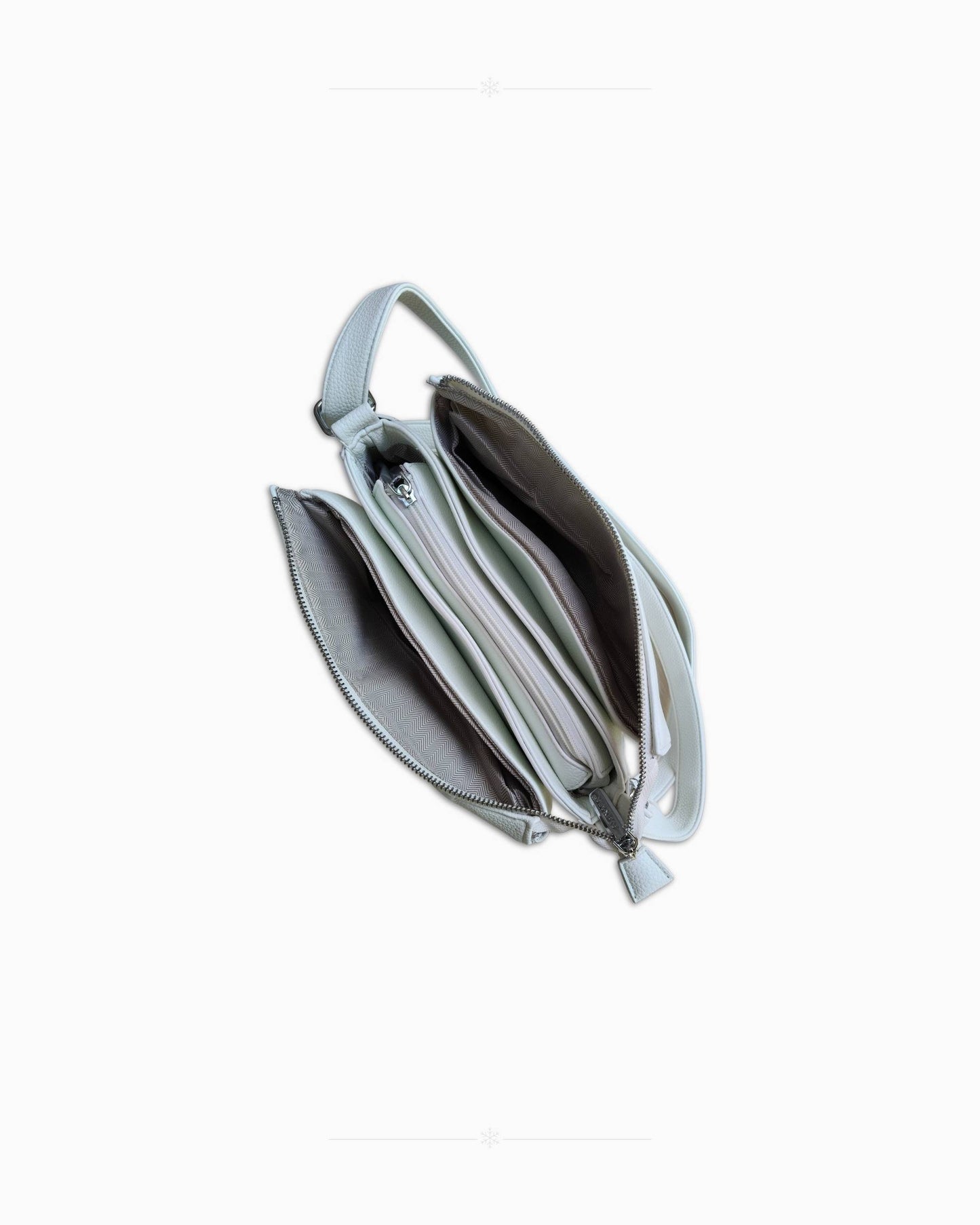 Бял