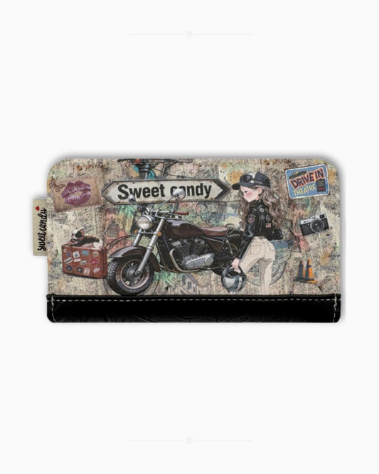Компактно дамско портмоне Sweet Candy „Черно приключение“ с принт на момиче и мотор и черен долен панел

